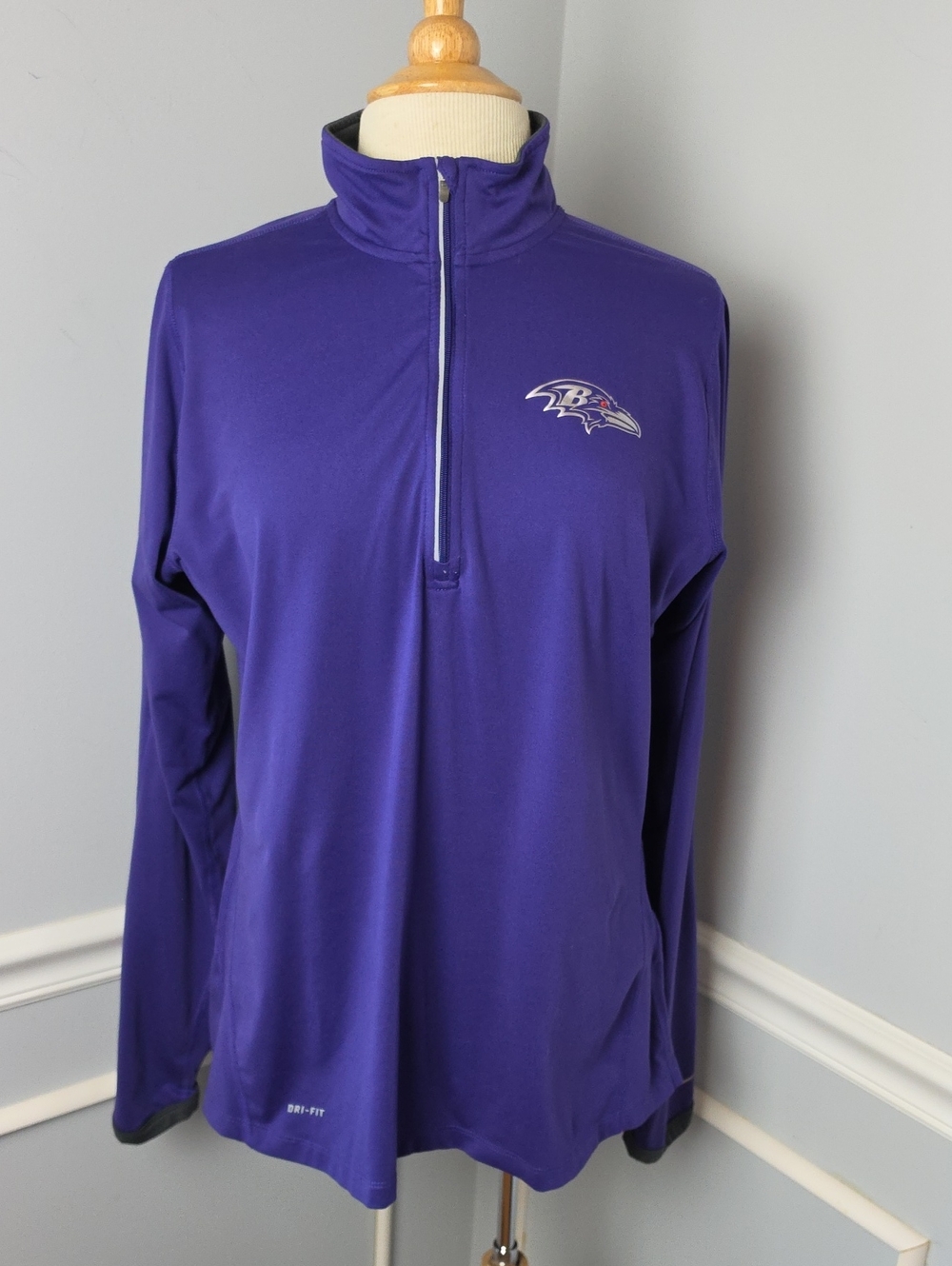 NIKE Dri Fit Ravens 1/4 Zip Mock Neck Pull Over Football Activewear Shirt L